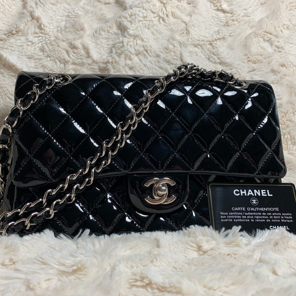 CHANEL Vintage Classic Double Flap Bag Quilted Patent Medium